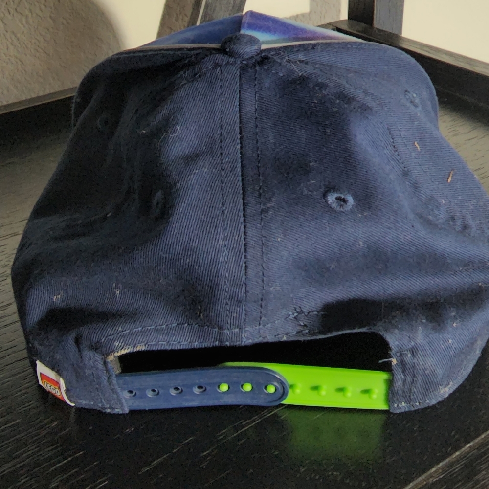 Lego hat - Picture 3 of 5